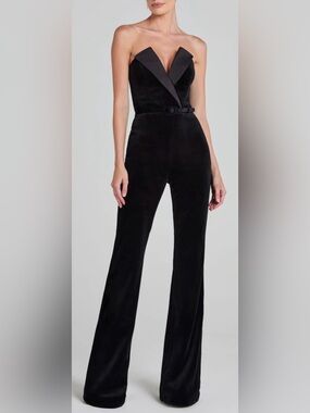 NEW NADINE MERABI Vanessa Strapless Belted Black Velvet Flare Jumpsuit SZ 10